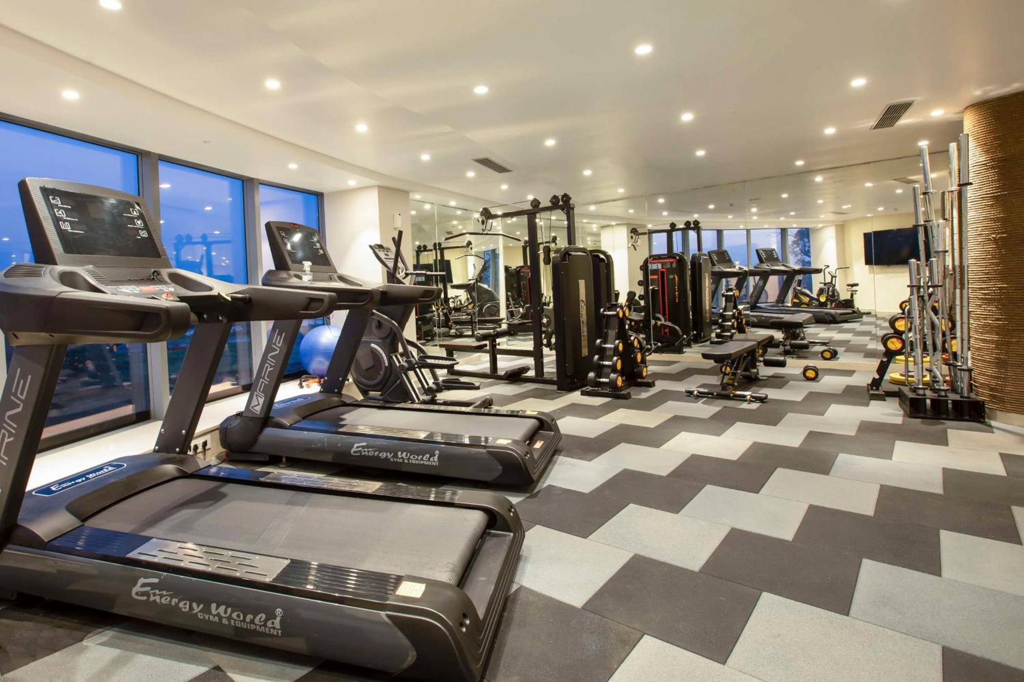Radisson Hotel Bareilly Airport エクステリア 写真